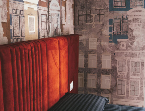 red-(12)